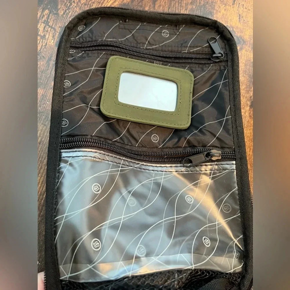 Everything Bag | travel bag. - Picture 8 of 16